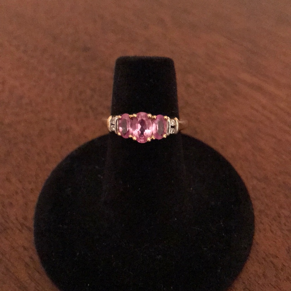Pink Three-Stone Gold Ring with Pink Gemstones